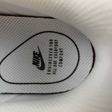 Cargar imagen en el visor de la galería, Air Force 1 07 Low Essential White Sole Glow in the Dark AO2132 101