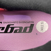 Cargar imagen en el visor de la galería, Air Zoom Pegasus 42 Lava Glow Light Magenta IB1881-602