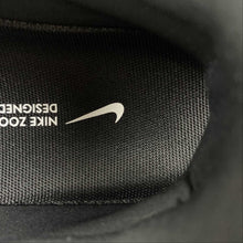 Cargar imagen en el visor de la galería, ZOOMX Invincible Run FK 2 Black White DH5425-001