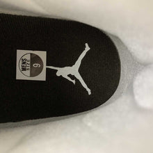 Cargar imagen en el visor de la galería, Air Jordan 11 Retro Neapolitan Sail Velvet Brown Atmosphere AR0715-101