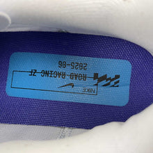 Cargar imagen en el visor de la galería, Zoom fly6 Ghost Blue Void Football Grey FN8454-002