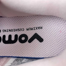 Cargar imagen en el visor de la galería, Nike Vomero Premium Dk Orange Plum Red FN8453-016