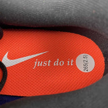 Cargar imagen en el visor de la galería, Nike Journey Run Deep Royal Astronomy Blue Pale Ivory Hyper Crimson FN0228-400