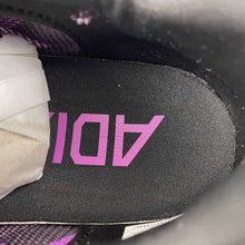 Cargar imagen en el visor de la galería, Adizero Boston 13 Purple Burst Silver Metallic Lucid Red JS4943