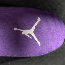 Cargar imagen en el visor de la galería, Air Jordan 3 Retro Dark Iris Cement Grey White Black CT8532-105