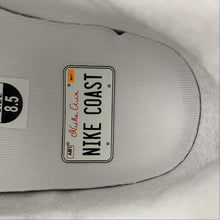 Cargar imagen en el visor de la galería, Air Max 1 The Bay White University Red FJ4451-100