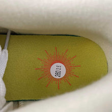 Cargar imagen en el visor de la galería, Air Jordan Stadium 90 Sunshine Light Vanilla Yellow Brown Coconut Milk White FN0584-200