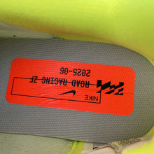 Cargar imagen en el visor de la galería, Zoom fly6 Barely Volt Volt Blue Tint Off Noir FN8455-701
