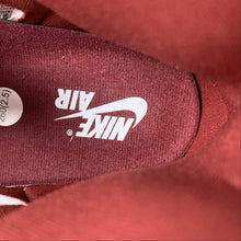 Cargar imagen en el visor de la galería, Air Jordan 1 Retro High OG White Team Red DZ5485-160