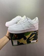 Cargar imagen en el visor de la galería, BAPE STA Full White