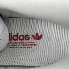 Cargar imagen en el visor de la galería, Adidas Superstar x Louis Vuitton HS3084