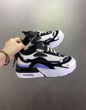 Cargar imagen en el visor de la galería, Air Max Furyosa Black Summit White Black DH0531-002