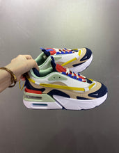 Cargar imagen en el visor de la galería, Air Max Furyosa Rattan Summit White Obsidian CZ4149-200