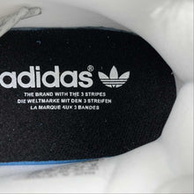 Cargar imagen en el visor de la galería, Adidas Day Jogger Boost White Silver Blue FX5998