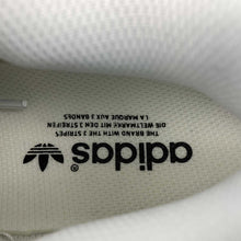 Cargar imagen en el visor de la galería, Adidas Superstar XLG Cloud White Core Black Gold Metallic IF9995