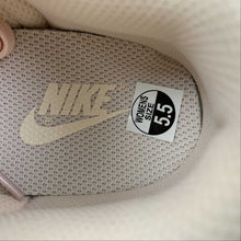 Cargar imagen en el visor de la galería, SB Dunk Low Sail Orange Pearl White DD1503-102