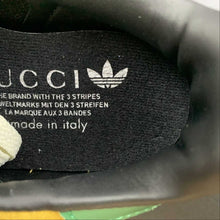 Cargar imagen en el visor de la galería, Adidas x Gucci Gazelle Taupe Khaki Green Black