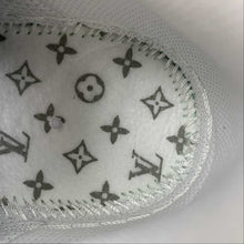 Cargar imagen en el visor de la galería, Louis Vuitton x Air Force 1 White Green MS0232