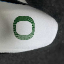 Cargar imagen en el visor de la galería, Air Jordan 4 Retro Oregon Ducks Duckman 257-255275