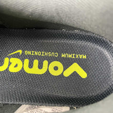 Cargar imagen en el visor de la galería, Nike Zoom Vomero PLUS Seaweed Cannon Green Haze Volt HV8150-300