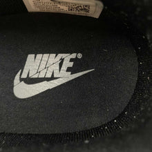 Cargar imagen en el visor de la galería, SB Dunk Low Scrap Cool Gray Black Gum DB0500-001