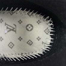 Cargar imagen en el visor de la galería, LV x Air Force 1 07 Low Black Metallic Gold LD0212