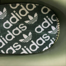 Cargar imagen en el visor de la galería, Adidas Hamburg Green Oxide Off White Shadow Green GW9641