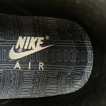 Cargar imagen en el visor de la galería, Air Force 1 07 Low Geometric Print White Metallic Silver Black CZ7933-100
