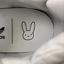 Cargar imagen en el visor de la galería, Bad Bunny x Adidas Campus Gray Core Black FZ5829