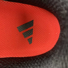Cargar imagen en el visor de la galería, Adidas XLG Runner Deluxe Core Black Red Gray IH0615