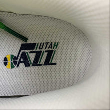 Cargar imagen en el visor de la galería, Air Force 1 07 Low White Green Noise Yellow ZJ6695-303