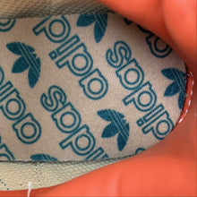 Cargar imagen en el visor de la galería, Adidas Retropy E5 W.R.P. Green Brown Orange IG9983