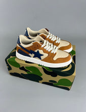 Cargar imagen en el visor de la galería, BAPE Sk8 STA Brown Black Beige White