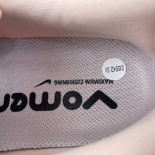 Cargar imagen en el visor de la galería, Nike Zoom Vomero 18 Atmosphere Black HM6804-600