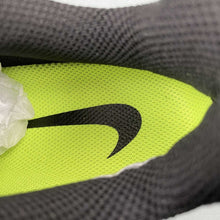 Cargar imagen en el visor de la galería, Nike Air Max 2013 Black Anthracite Cyber HF3660-001
