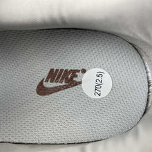 Cargar imagen en el visor de la galería, Nike V2k Run Grey Bronw FD0736-202