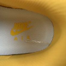 Cargar imagen en el visor de la galería, Air Force 1 07 Low x Uninterrupted MORE THAN White Yellow DW8802-605