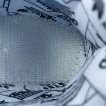 Cargar imagen en el visor de la galería, Adidas Day Jogger Boost Cloud White Core Black FX6170