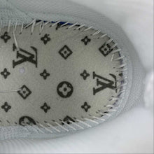 Cargar imagen en el visor de la galería, Louis Vuitton Trainer Snaker x Air Force 1 White Blue LK0228