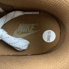 Cargar imagen en el visor de la galería, Otomo Katsuhiro x SB Dunk Low Steamboy OST Green Brown Silver FF0918-016