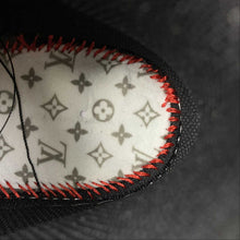 Cargar imagen en el visor de la galería, Air Force 1 07 Mid X Louis Vuitton Black 1A9HD7