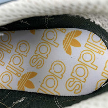 Cargar imagen en el visor de la galería, Adidas SL 72 RS Kalimantan Multicolor White Brown JR9416