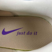 Cargar imagen en el visor de la galería, Nike Journey Run Pale Ivory Dark Raisin FJ7765-106