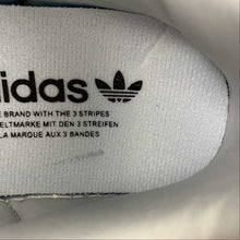 Cargar imagen en el visor de la galería, Adidas Samba OG Metallic Silver White B75806