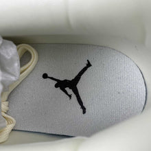 Cargar imagen en el visor de la galería, Air Jordan Legacy 312 Low Coconut Milk HV1807-101