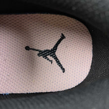 Cargar imagen en el visor de la galería, Air Jordan 1 Low Vibe White Green Black Red 553558-963