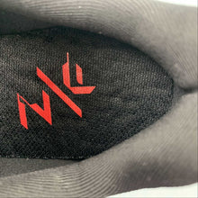 Cargar imagen en el visor de la galería, Zoom Fly 5 Black White Spicy Red Baltic Blue DM8974-002