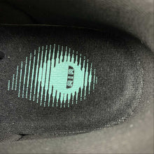 Cargar imagen en el visor de la galería, SB Dunk Low Tiffany Diamond 304292-402