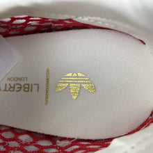 Cargar imagen en el visor de la galería, Adidas SL 72 OG x Liberty London Cloud White Cream White Better Scarlet JS1311