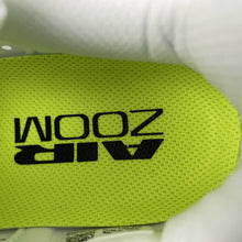 Cargar imagen en el visor de la galería, Pegasus Premium White Summit White Volt Black HQ2592-100